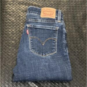 Authentic Levi’s signature 711 Skinny stretch distressed jeans sz 27